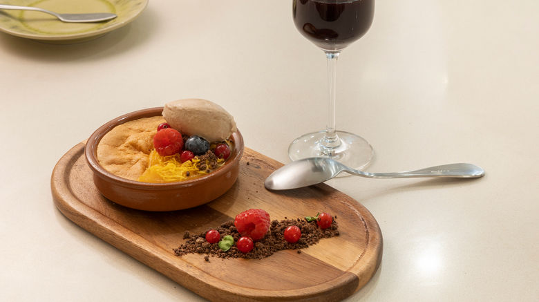 <b>Crowne Plaza Caparica Lisbon Restaurant</b>. Images powered by <a href="https://www.leonardoworldwide.com/" title="Leonardo Worldwide" target="_blank">Leonardo</a>.