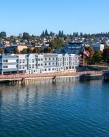 Silver Cloud Inn