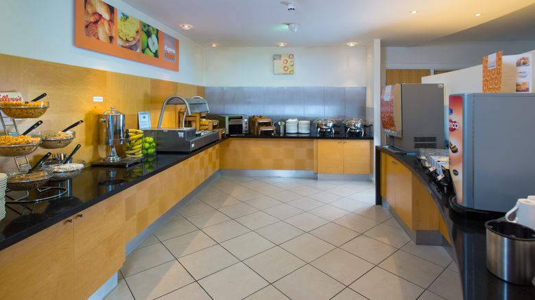 <b>Holiday Inn Express Bedford Restaurant</b>. Images powered by <a href="https://www.leonardoworldwide.com/" title="Leonardo Worldwide" target="_blank">Leonardo</a>.