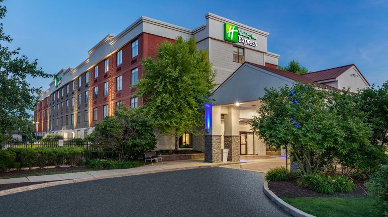 <b>Holiday Inn Express Exton Exterior</b>. Images powered by <a href="https://www.leonardoworldwide.com/" title="Leonardo Worldwide" target="_blank">Leonardo</a>.