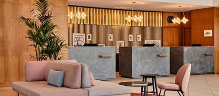 Sheraton Poznan Hotel Exterior