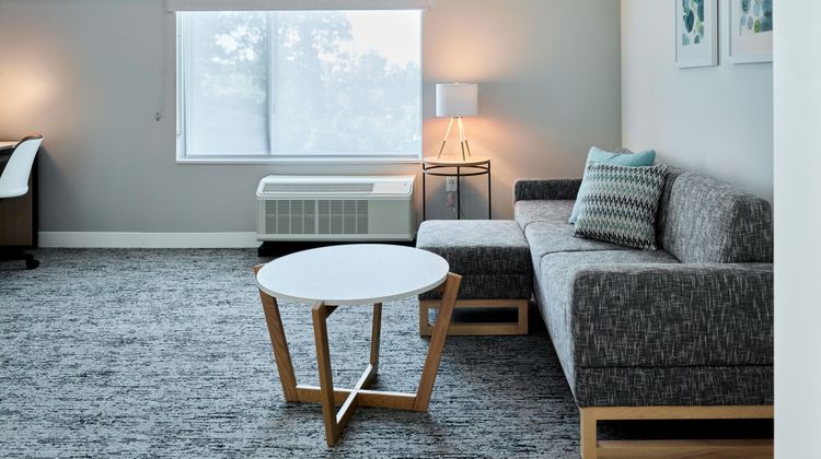 TownePlace Suites Chattanooga S/E Ridge Room
