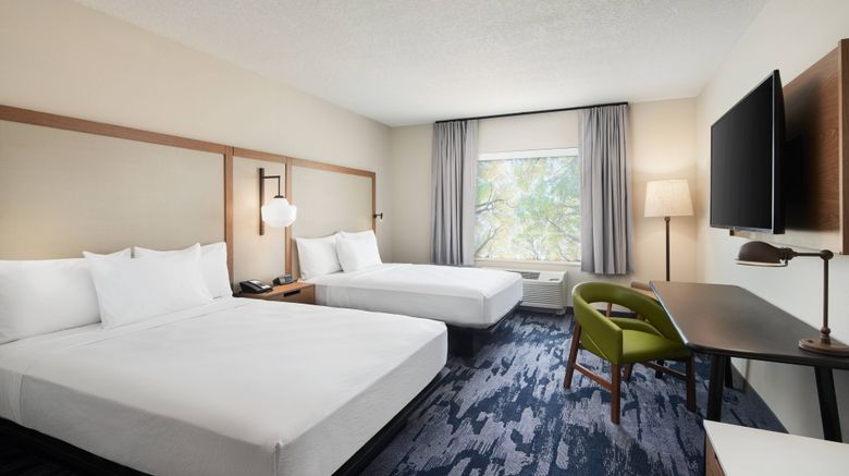 <b>Fairfield Inn & Suites Tampa Riverview Room</b>. Images powered by <a href="https://www.leonardoworldwide.com/" title="Leonardo Worldwide" target="_blank">Leonardo</a>.