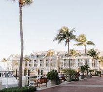 Opal Key Resort & Marina Exterior
