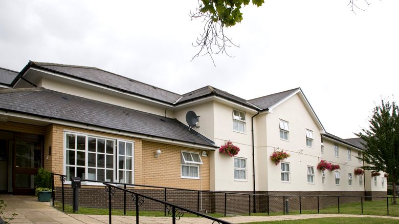 <b>Premier Inn Epsom Central Exterior</b>. Images powered by <a href="https://www.leonardoworldwide.com/" title="Leonardo Worldwide" target="_blank">Leonardo</a>.