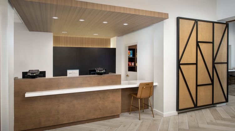 Staybridge Suites San Antonio Airport Lobby