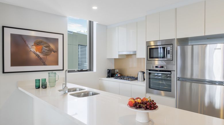 <b>Meriton Suites Zetland Suite</b>. Images powered by <a href="https://www.leonardoworldwide.com/" title="Leonardo Worldwide" target="_blank">Leonardo</a>.