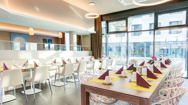 <b>Hey Lou Hotel Restaurant</b>. Images powered by <a href="https://www.leonardoworldwide.com/" title="Leonardo Worldwide" target="_blank">Leonardo</a>.