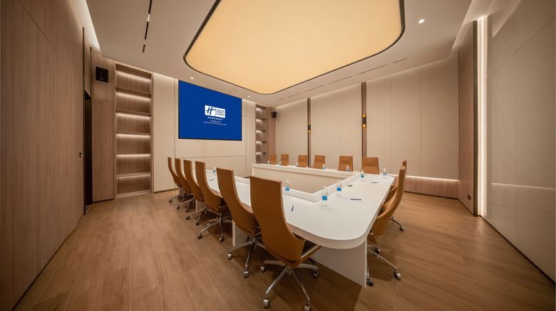 <b>Holiday Inn Exp Economic Dev Zone Meeting</b>. Images powered by <a href="https://www.leonardoworldwide.com/" title="Leonardo Worldwide" target="_blank">Leonardo</a>.