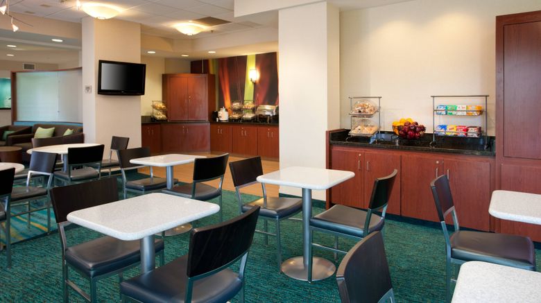 <b>SpringHill Suites LAX/Manhattan Beach Restaurant</b>. Images powered by <a href="https://www.leonardoworldwide.com/" title="Leonardo Worldwide" target="_blank">Leonardo</a>.