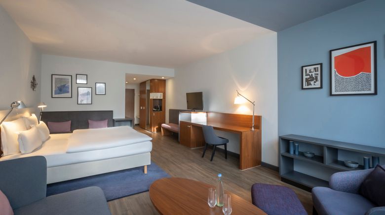 <b>Clayton Hotel Duesseldorf Room</b>. Images powered by <a href="https://www.leonardoworldwide.com/" title="Leonardo Worldwide" target="_blank">Leonardo</a>.