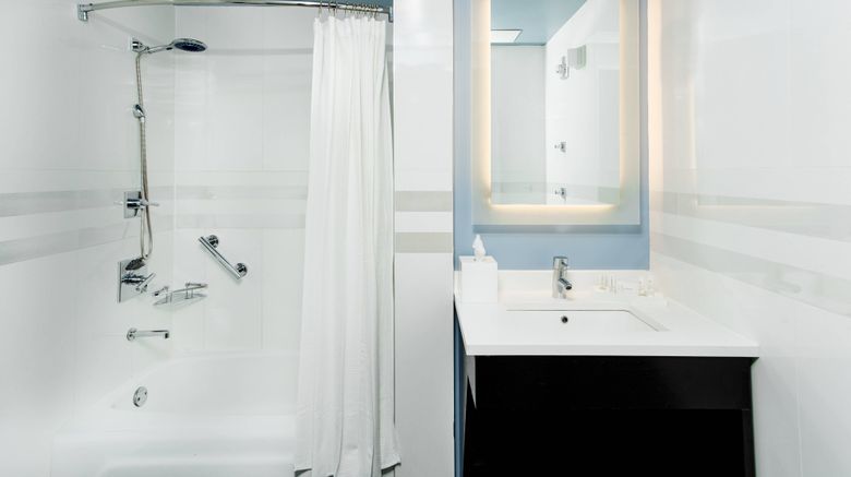 <b>Residence Inn New York/Central Park Room</b>. Images powered by <a href="https://www.leonardoworldwide.com/" title="Leonardo Worldwide" target="_blank">Leonardo</a>.