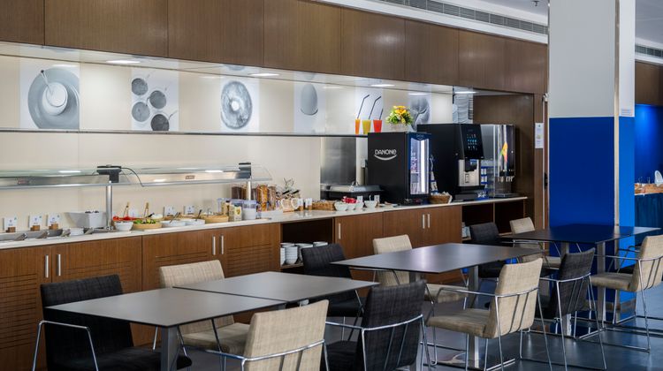 Holiday Inn Express Barcelona City Restaurant