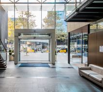 Holiday Inn Express Barcelona City Exterior