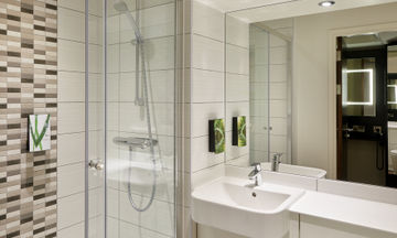 Premier Inn Guernsey St Peter Port