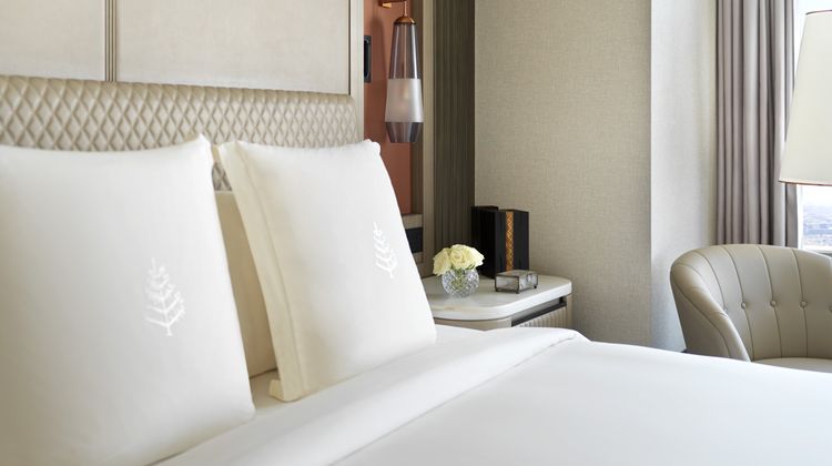 Four Seasons Hotel Riyadh Kingdom Center Suite