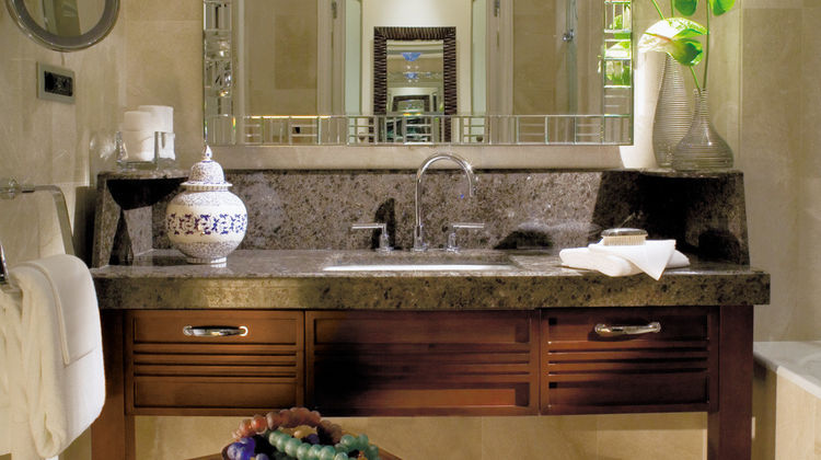 Four Seasons Hotel Bosphorus Room