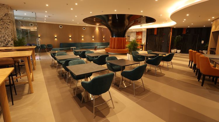 Holiday Inn Express & Suites Gopalpura Exterior