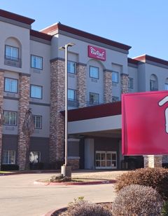 Red Roof Inn & Suites Longview
