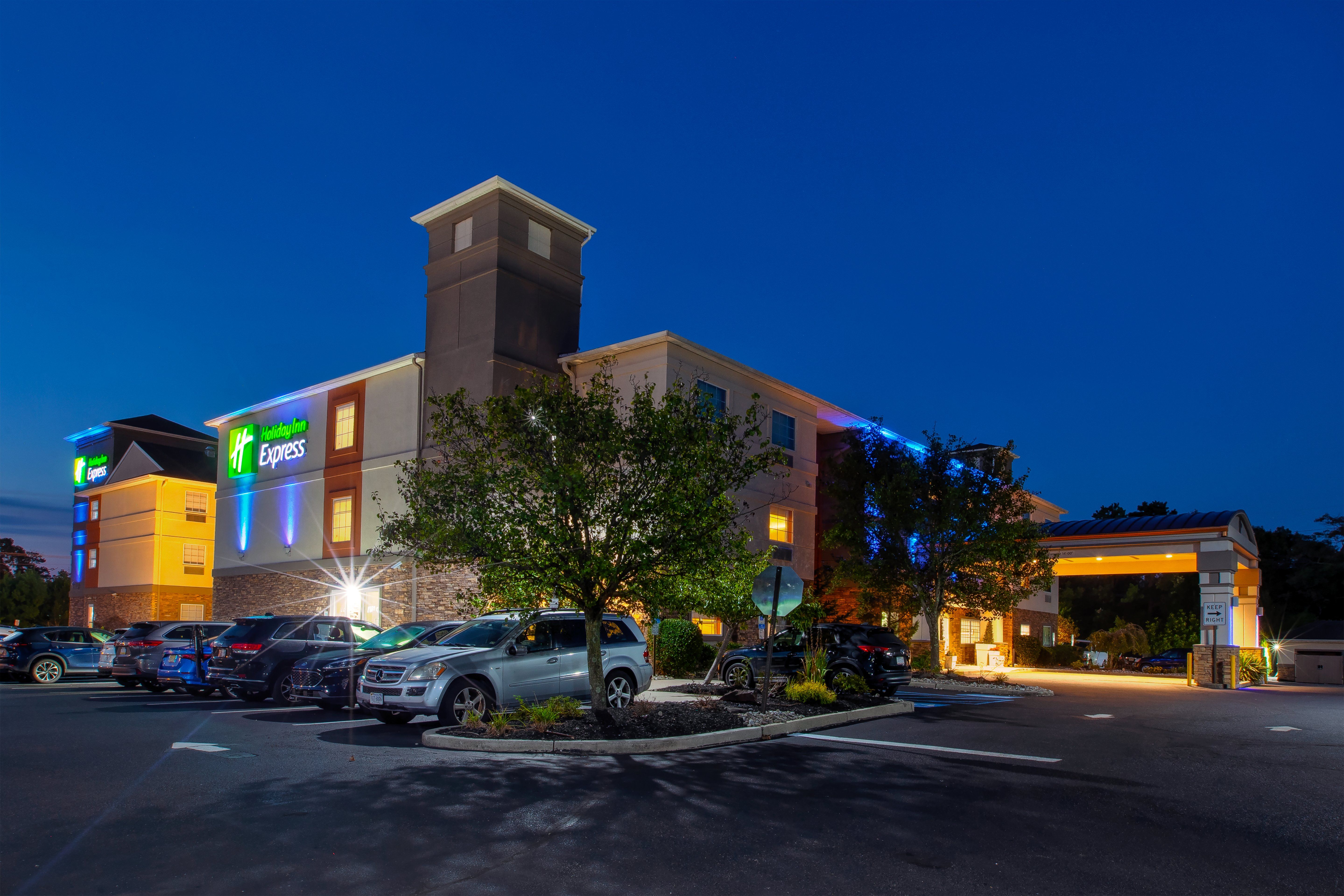 Holiday Inn Express Suites Absecon Tourist Class Absecon NJ