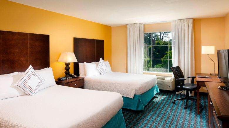 <b>Fairfield Inn & Suites Houston IAH Room</b>. Images powered by <a href="https://www.leonardoworldwide.com/" title="Leonardo Worldwide" target="_blank">Leonardo</a>.