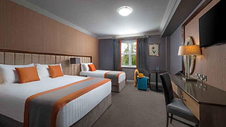 <b>The Midlands Park Hotel Room</b>. Images powered by <a href="https://www.leonardoworldwide.com/" title="Leonardo Worldwide" target="_blank">Leonardo</a>.
