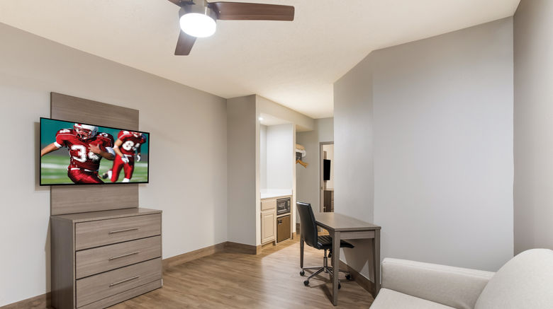 <b>Red Roof Inn & Suites Corbin Suite</b>. Images powered by <a href="https://www.leonardoworldwide.com/" title="Leonardo Worldwide" target="_blank">Leonardo</a>.