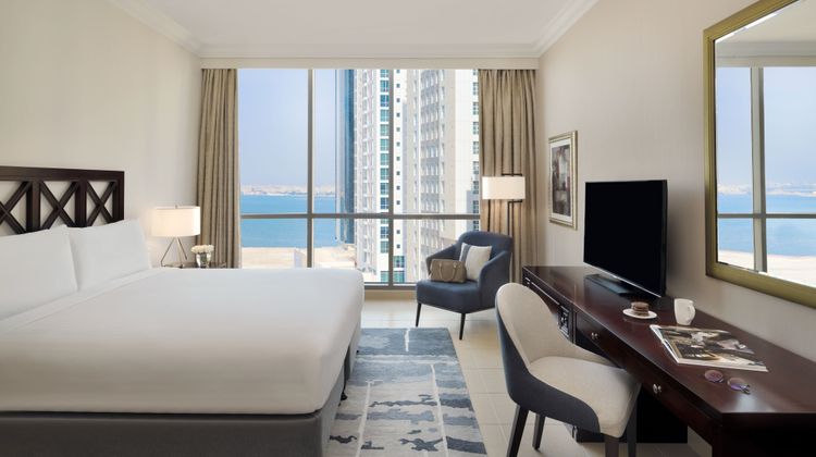 Marriott Exec Apts Manama Room
