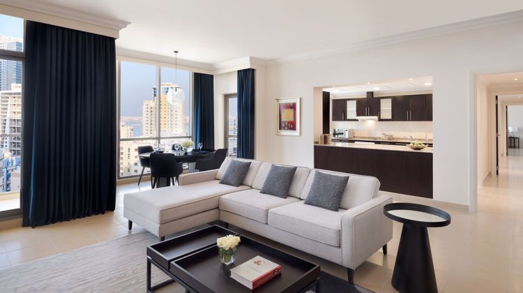 Marriott Exec Apts Manama Room