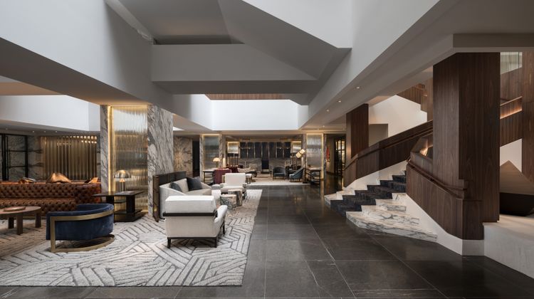 Four Seasons Hotel Houston Lobby