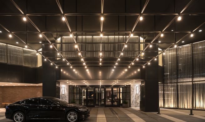 Four Seasons Hotel Houston Exterior