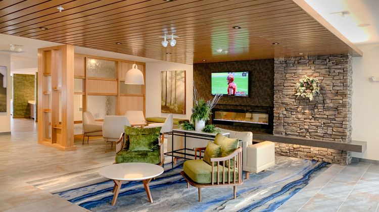 Fairfield Inn & Suites by Marriott Lobby