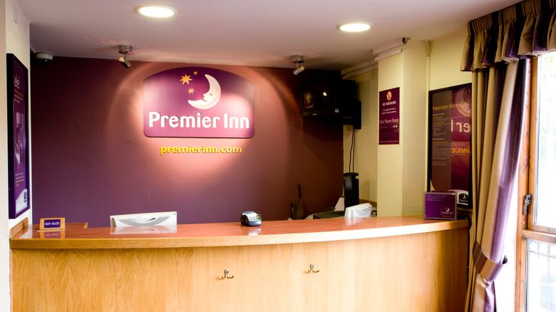 <b>Premier Inn London Romford Central Lobby</b>. Images powered by <a href="https://www.leonardoworldwide.com/" title="Leonardo Worldwide" target="_blank">Leonardo</a>.