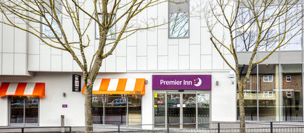Premier Inn London Sutton Exterior