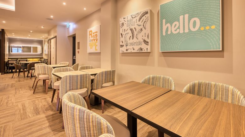 <b>Premier Inn London Uxbridge Town Centre Restaurant</b>. Images powered by <a href="https://www.leonardoworldwide.com/" title="Leonardo Worldwide" target="_blank">Leonardo</a>.