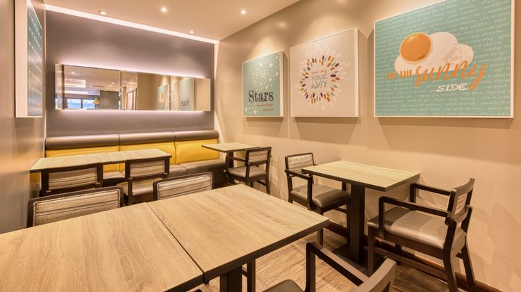 Premier Inn London Uxbridge Town Centre Restaurant