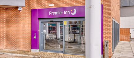 Premier Inn London Uxbridge Town Centre Exterior