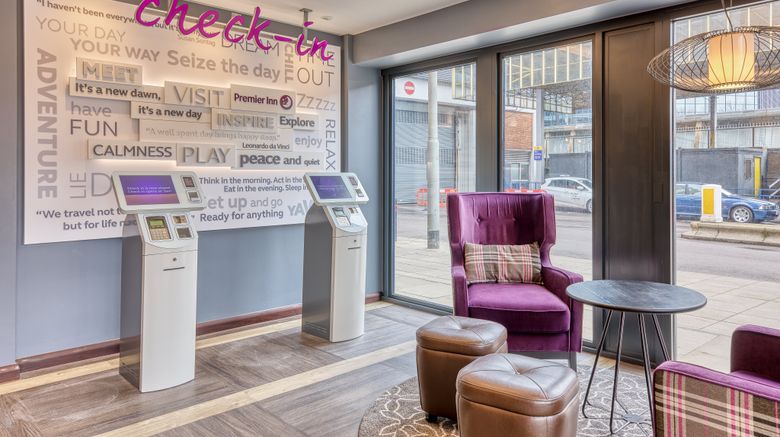 <b>Premier Inn London Uxbridge Town Centre Lobby</b>. Images powered by <a href="https://www.leonardoworldwide.com/" title="Leonardo Worldwide" target="_blank">Leonardo</a>.