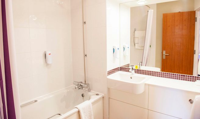 Premier Inn Manchester Bury Room