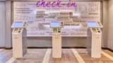 Premier Inn Central (Avebury Blvd) Lobby