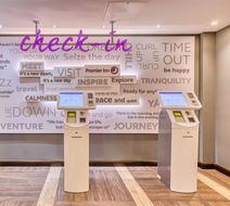 Premier Inn Central (Avebury Blvd) Lobby