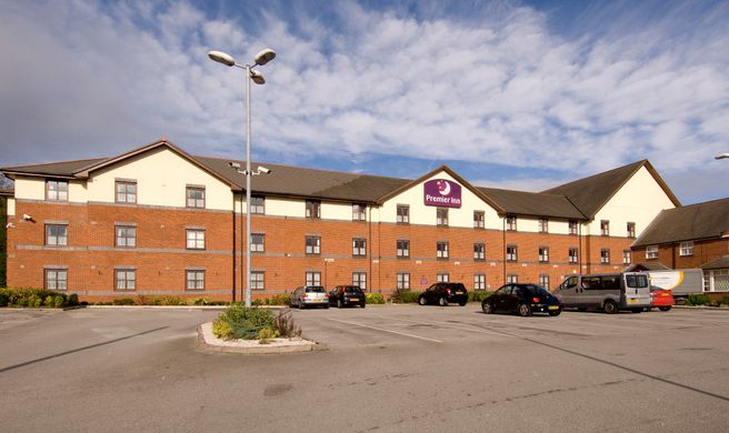 Premier Inn Newcastle-under-Lyme Exterior