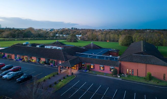 Delta by Marriott Northampton Exterior