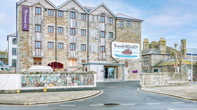 Premier Inn Penzance hotel Exterior. Images powered by <a href="https://www.leonardoworldwide.com" target="_blank" rel="noopener">Leonardo</a>.