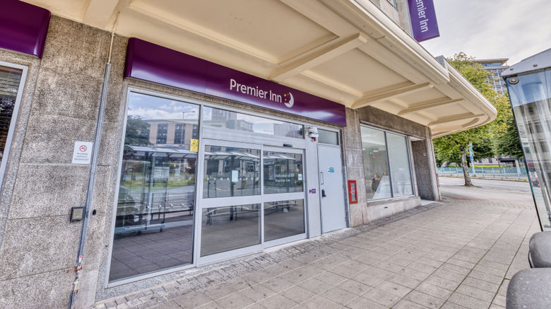 <b>Premier Inn Plymouth City Centre Exterior</b>. Images powered by <a href="https://www.leonardoworldwide.com/" title="Leonardo Worldwide" target="_blank">Leonardo</a>.