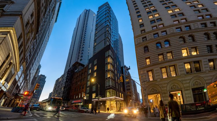 Hotel Indigo NYC Financial District Exterior