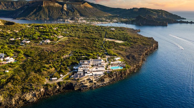Therasia Resort Exterior