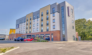 Scarborough North Bay hotel