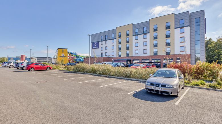 <b>Scarborough North Bay hotel Exterior</b>. Images powered by <a href="https://www.leonardoworldwide.com/" title="Leonardo Worldwide" target="_blank">Leonardo</a>.