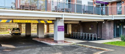 Premier Inn Tiverton Exterior